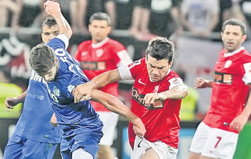 Dinamo a făcut instrucţie cu revelaţia Pandurii