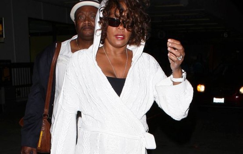 Whitney Houston are grave probleme financiare | VIDEO