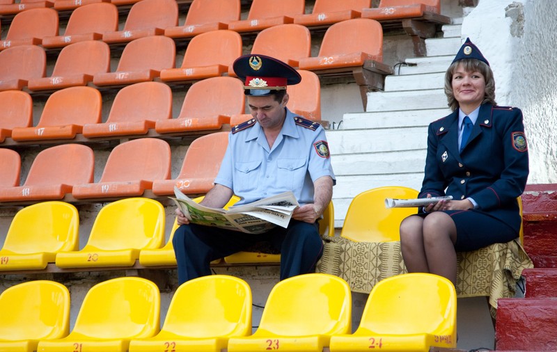 VIDEO / Steaua îi înrăieşte! Fanii lui Aktobe au făcut scandal la stadion