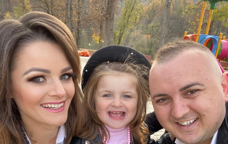 Amalia și Vasilică Ceterașu, părinți de gemeni. Au dat vestea cea mare la TV: „Ne doream, dar n-am știut că vor fi doi”
