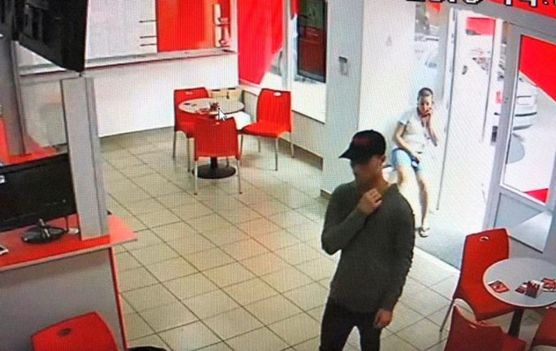 VIDEO | Un bărbat a jefuit o casă de pariuri din Timișoara. Cu ce sumă a plecat