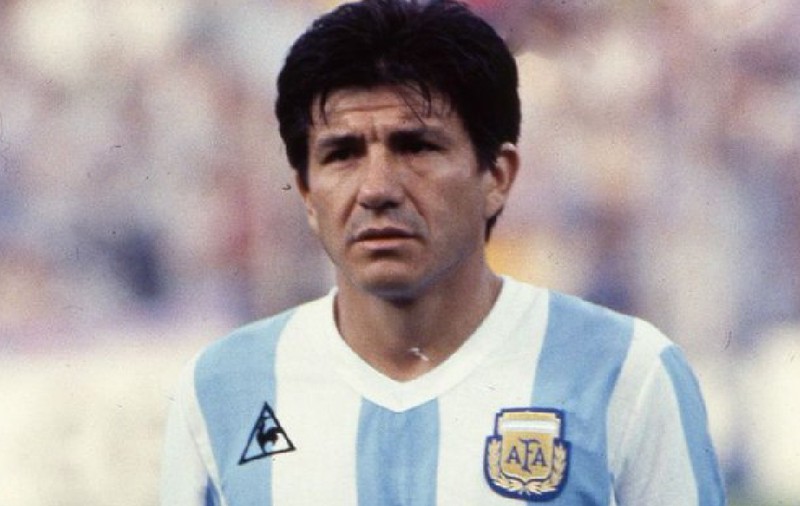 A murit Luis Galvan. Fostul fundaș al Argentinei avea 77 de ani