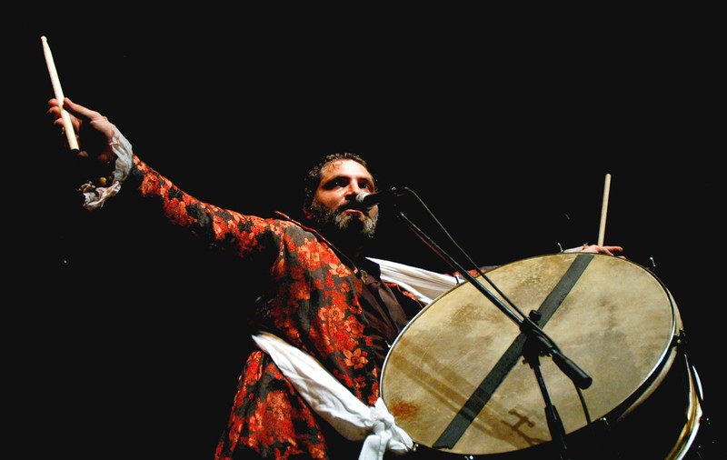 Ce nebunie! După ce a jurat că nu-i mai trebuie muzică, Damian Drăghici revine cu o premieră mondială surprinzătoare!