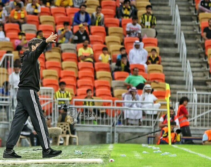 Victor Pițurcă și-a început cu o victorie categorică cel de-al doilea mandat la Al Ittihad / FOTO&VIDEO