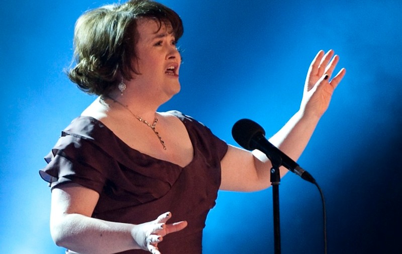 Susan Boyle a primit un cec de 4 milioane de lire, cadou de ziua ei