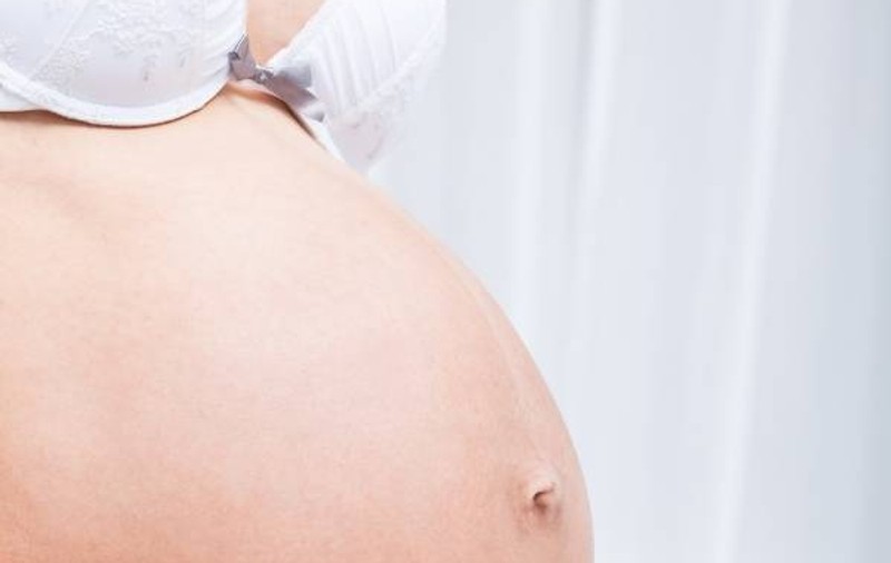 POTENŢA ABSOLUTĂ! Satul din România în care TOATE femeile sunt GRAVIDE!