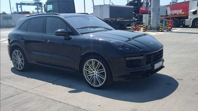 masina-lux-90000-euro-cautata-polonezi-confiscata-politie-port-constanta