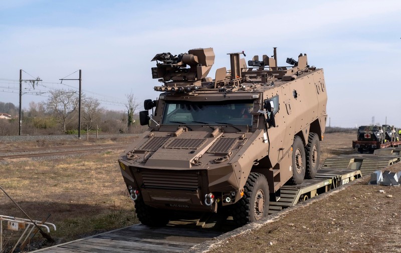 Producătorul german Rheinmetall a început producția de vehicule de luptă Lynx, în Ucraina