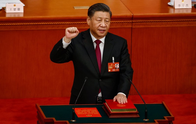 Xi Jinping a primit al treilea mandat de președinte al Chinei, printr-un vot formal, în unanimitate