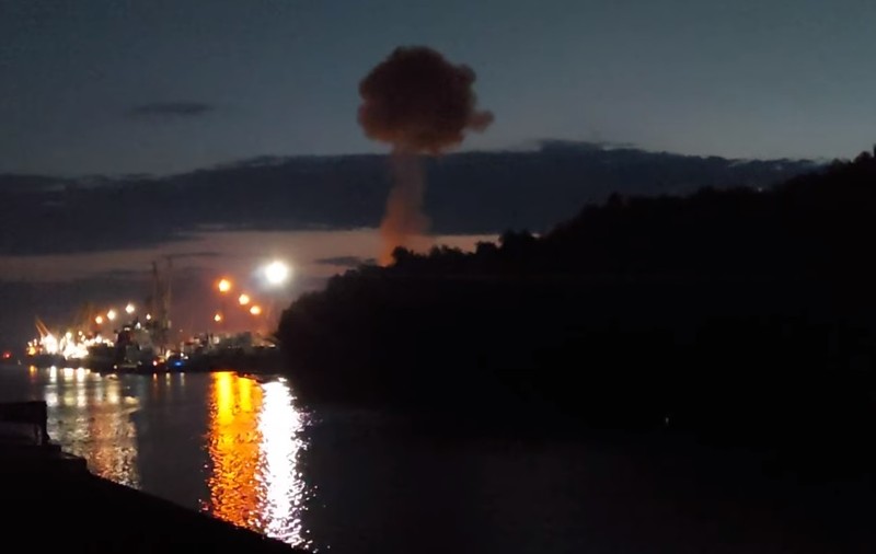 Portul Reni de pe Dunăre, aflat la câţiva kilometri de Galaţi, atacat de dronele ruseşti