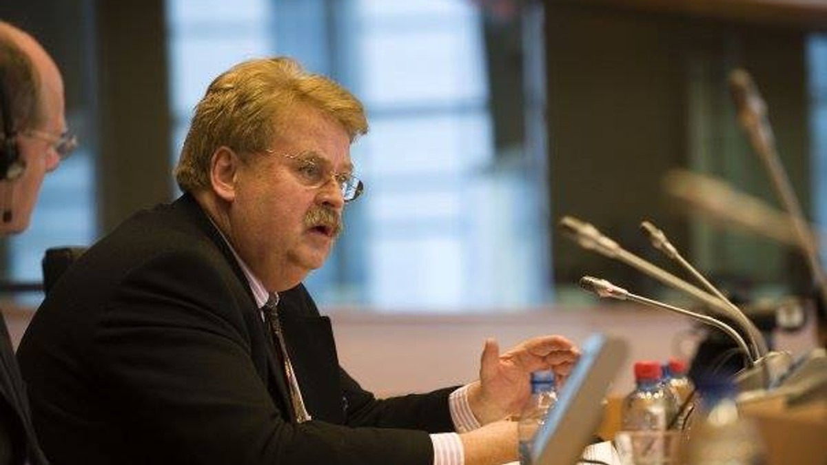 Activarea Articolului 7 în cazul României. Europarlamentarul german Elmar Brok