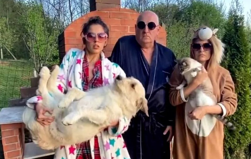 Bebe Cotimanis o susține pe Ada Dumitru, fiica lui vitregă, la Survivor România 2023: „Avem emoții mari pentru ea”
