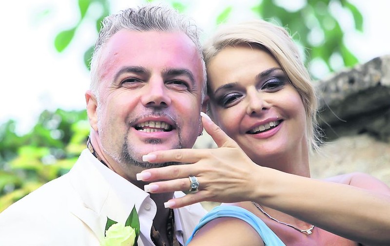 Iuliana Marciuc vorbeşte în premieră despre logodna cu Adrian Enache: «Am plănuit totul din primăvară»
