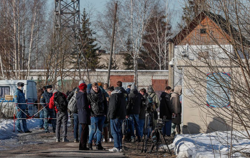 Zeci de deținuți dintr-o închisoare din Rusia și-au tăiat venele în semn de protest față de măsurile de securitate