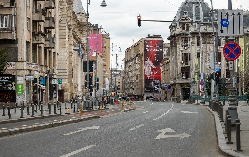 Când ar putea fi reduse măsurile de distanțare socială? Alexandru Rafila: „Cred că după 15 mai”