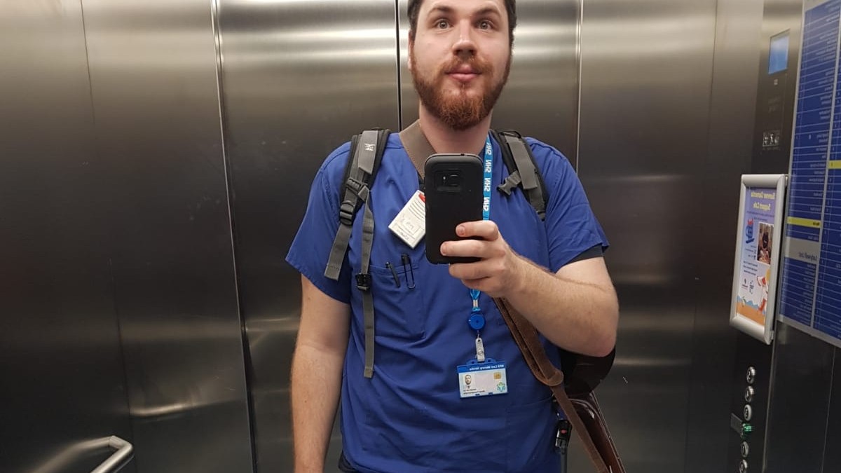 Mihai Papagheorghe, medic rezident în Marea Britanie