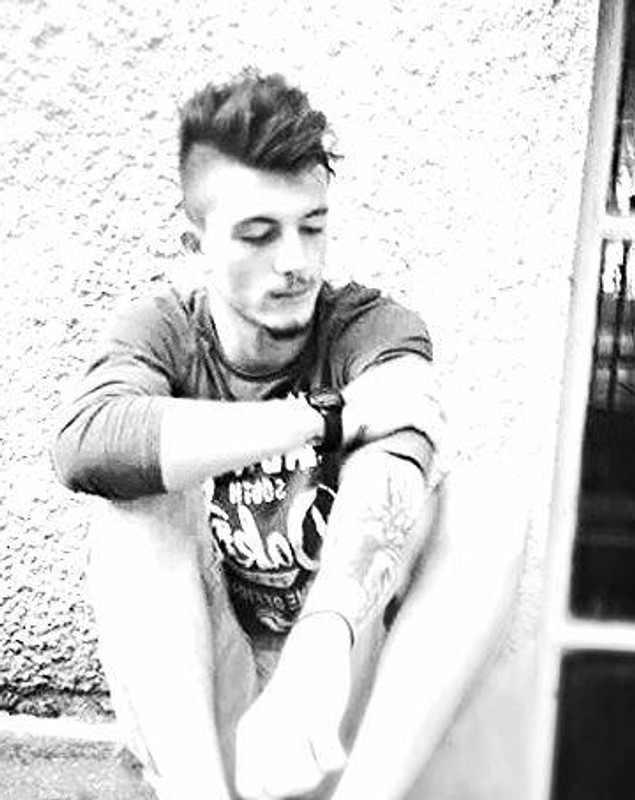 A murit pe patul de spital tânărul de numai 22 de ani care a fost implicat într-un tragic accident. Durere fără margini pentru apropiații lui David Onica | FOTO