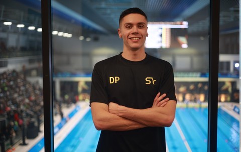 David Popovici a concurat alături de alte șapte nume mari ale înotului mondial la „Sprint with the Stars” din România