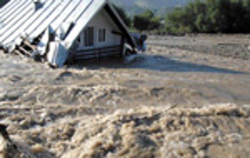 Inundatiile vin de la ucraineni?