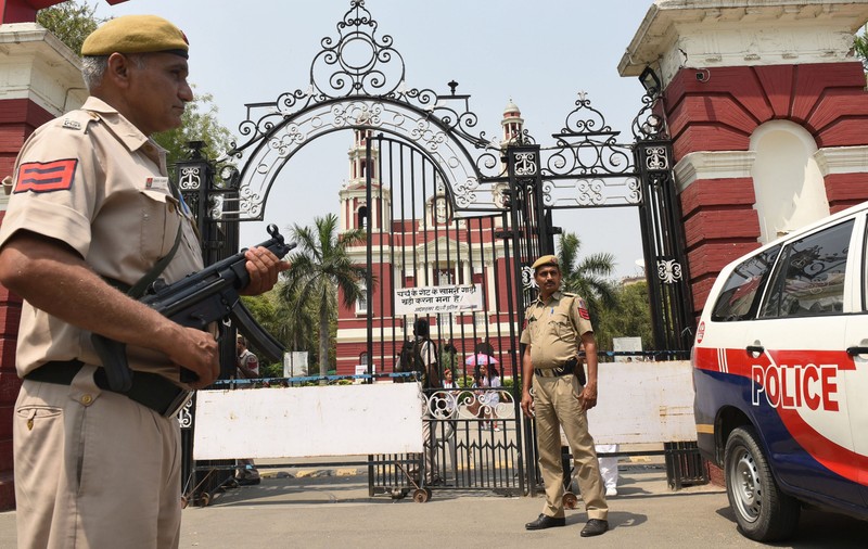 Caz înfiorător în India: o fetiță de trei ani a fost violată și decapitată