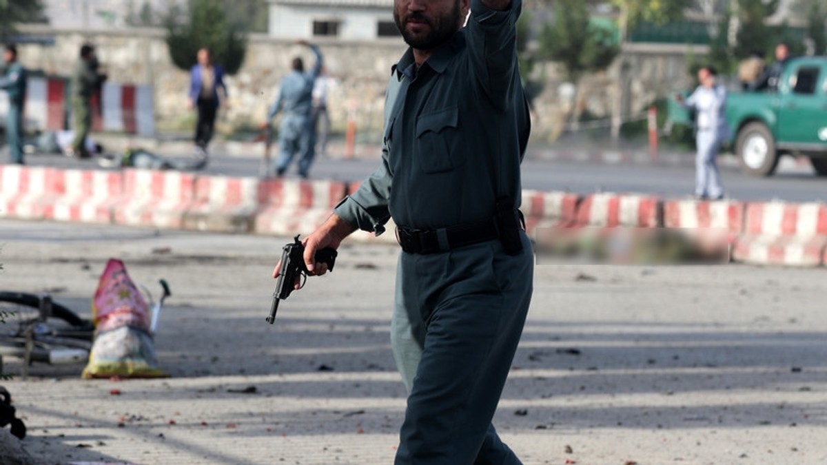 Atac sinucigaș la aeroportul din Kabul | Foto: EPA