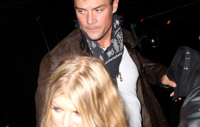 Josh Duhamel a înşelat-o pe Fergie cu o stripteuză