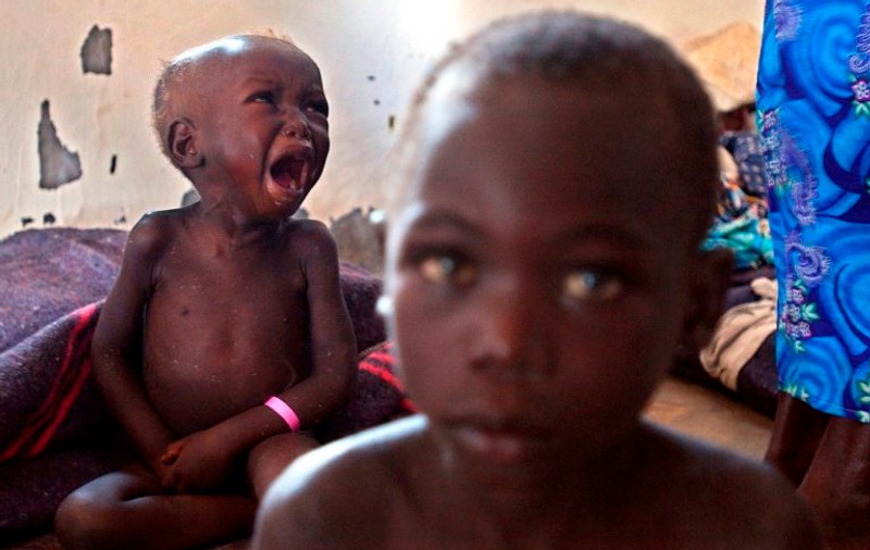 Video | Reportaj BBC cutremurător din Uganda, ţara în care copiii sunt omorâţi pentru prosperitate