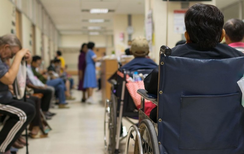 România riscă o tragedie în spitale: tot mai mulți medici refuză gărzile, ce se întâmplă cu pacienții | Analiză
