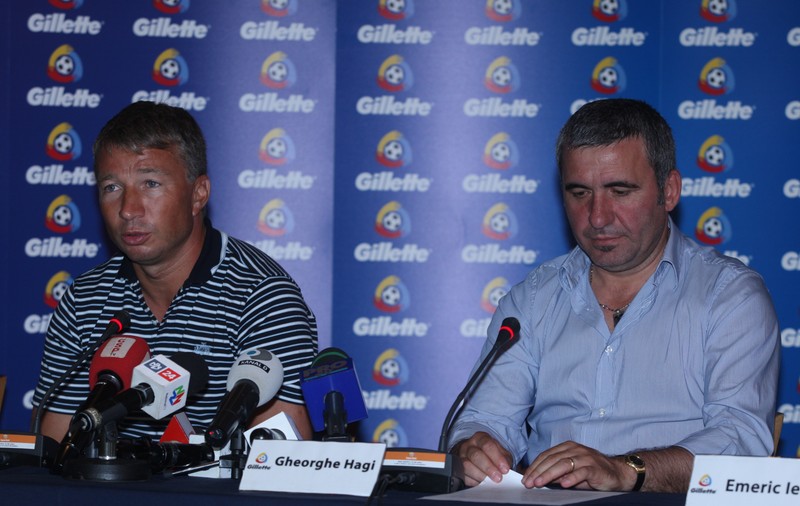 Sistemul cu play-off și play-out în Liga 1 la fotbal. Șumudică, Hagi și Petrescu s-au plâns de înjumătățirea punctelor. În 2014, doar FCSB s-a opus
