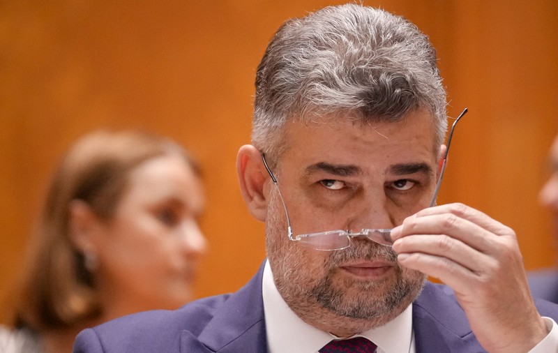 Marcel Ciolacu a povestit că a condus doar mașini second-hand și că a lucrat ca muncitor. Ce explicații a dat despre licența luată după 9 ani