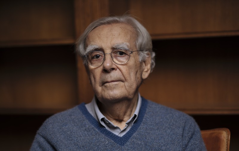 Bernard Pivot a murit la vârsta de 89 de ani. Prezentatorul şi scriitorul francez a făcut milioane de francezi să citească datorită emisiunii sale „Apostrophes”