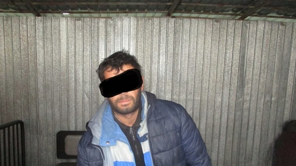 Un cerșetor din Timișoara a fost prins de polițiștii locali. Era urmărit general pentru ultraj