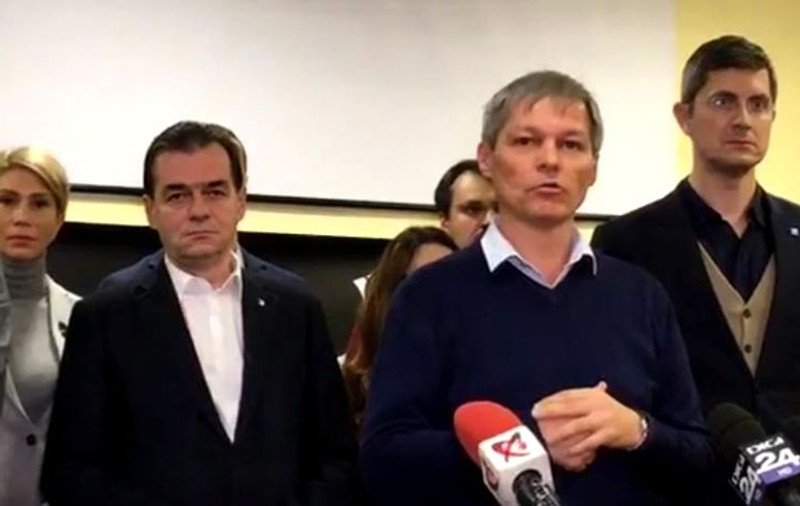 USR și partidul lui Cioloș, apel pentru salvarea democrației; Îndemn la unitatea forțelor politice, în fața coaliției PSD-ALDE