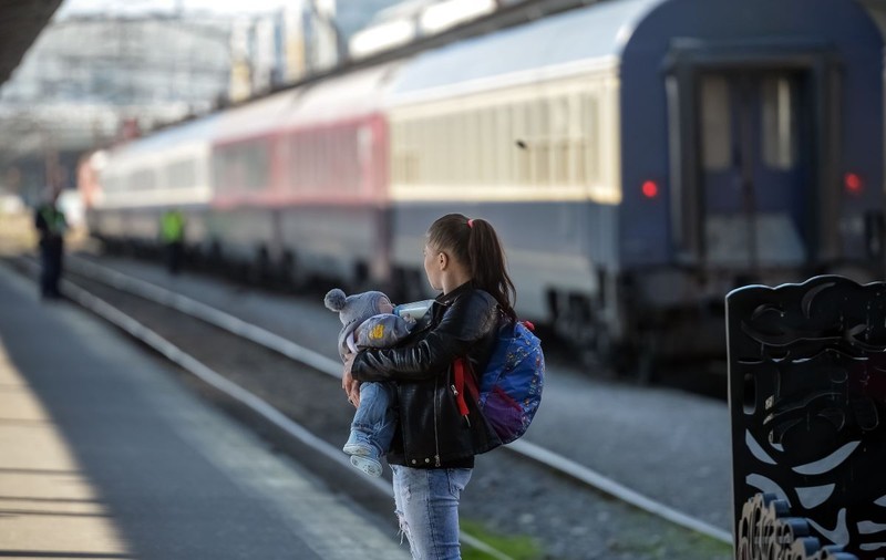 Circulaţia feroviară, întreruptă temporar între Bucureşti şi Aeroportul Otopeni, în perioada 7-10 octombrie