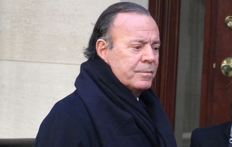Julio Iglesias, recunoscut de justiție ca fiind tatăl biologic al unui spaniol în vârstă de 43 de ani