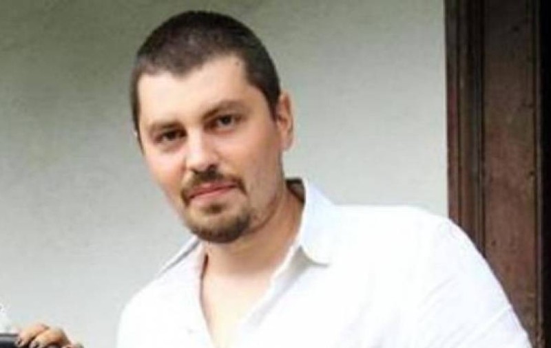 Bogdan Dumitrescu, poliţistul împuşcat în cap de iubită, este în comă indusă. Răspunde la stimuli de lumină