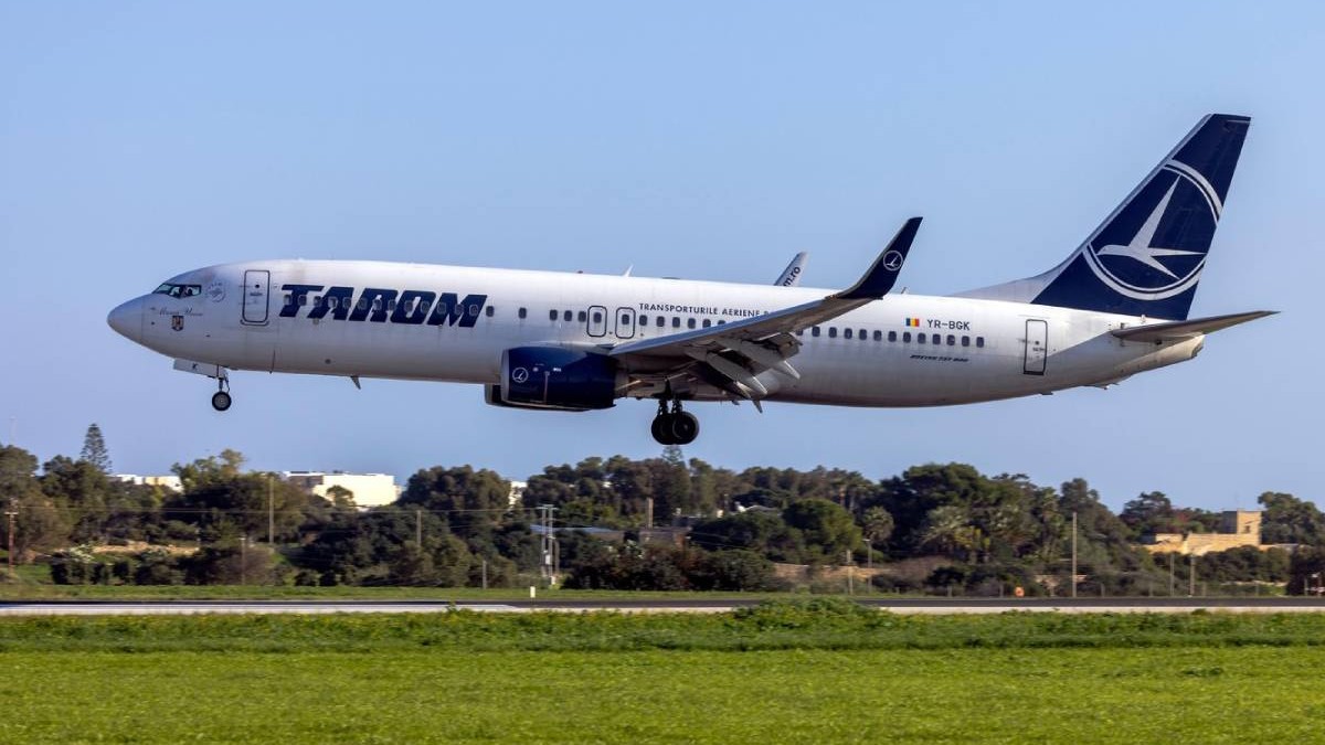 Avion Tarom