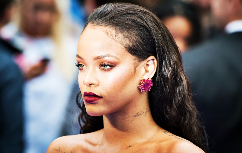 Rihanna, imagini îndrăznețe pe rețelele de socializare. Artista își promovează lenjeria intimă cu un video provocator