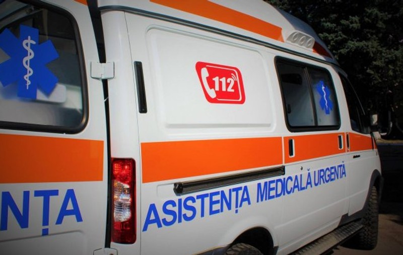 Un bărbat din Botoșani și-a stropit soția cu benzină și i-a dat foc. Ambii soți, în stare gravă la spital