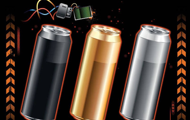Vezi ce pericole îi pândesc pe cei care consumă băuturi energizante!