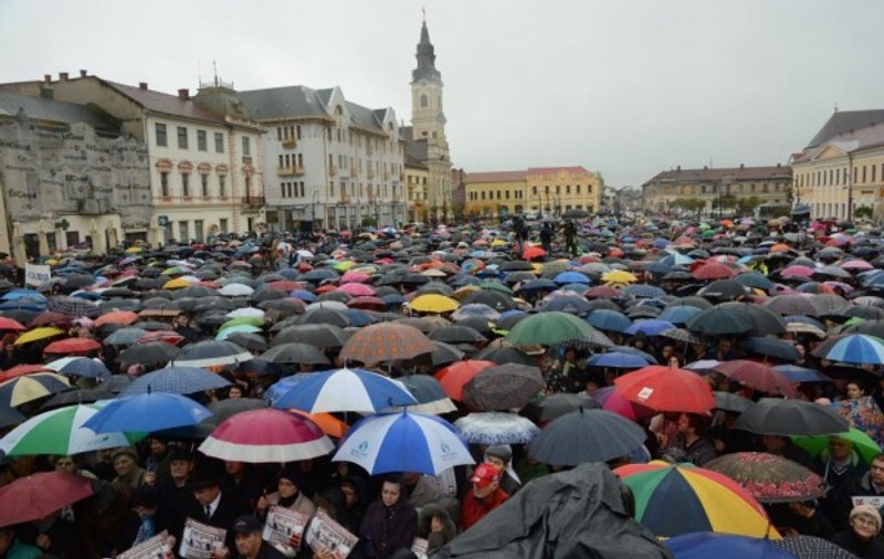 Comisia de la Veneția spune că nu poate ”dicta” ţărilor soluția în cazul familiei şi a căsătoriilor între persoane de acelaşi sex
