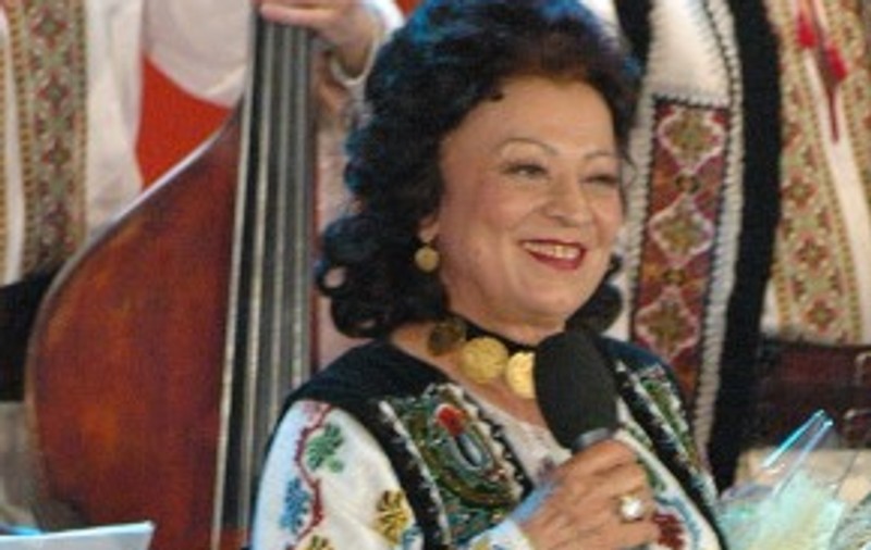 Maria Ciobanu vine la Happy Hour