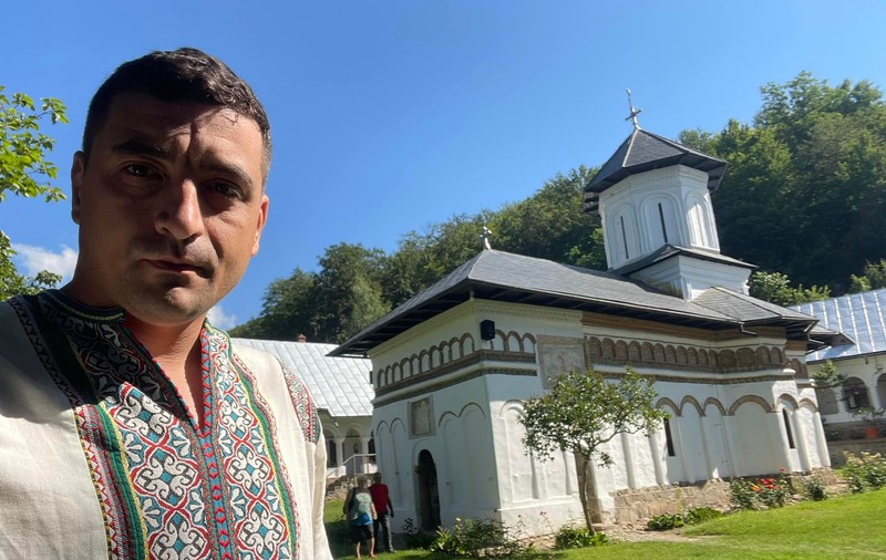 AUR și mai mulți parlamentari PSD propun o lege pentru a excepta de la demolare bisericile construite fără autorizații