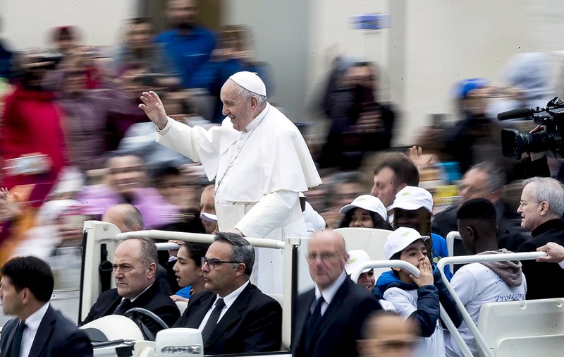 VIDEO| Traseul Papei din papamobil. Cum o să vadă Suveranul Pontif Bucureștiul