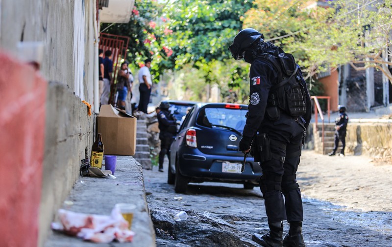 Toți polițiștii dintr-un oraș mexican au fost arestați, după asasinarea unui candidat la primărie