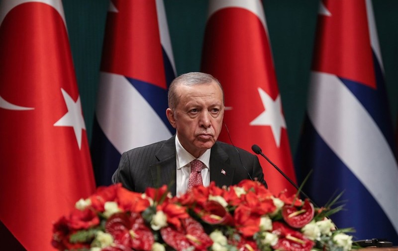 Erdogan și-a cerut iertare pentru întârzierile în intervenţiile de salvare după cutremur