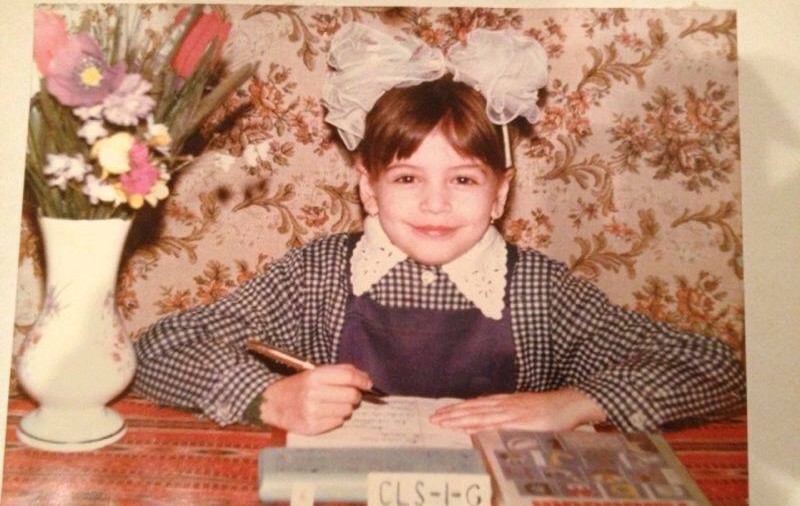 Cum arătau vedetele de la noi în prima zi de școală | GALERIE FOTO