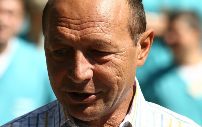 Wikileaks: Băsescu spunea, în 2005, că România renunţă la 80% din datoria istorică a Irakului