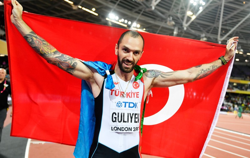 Prima medalie de aur din istorie pentru Turcia la CM! Eroul Ramil Guliyev s-a născut în Azerbaidjan!