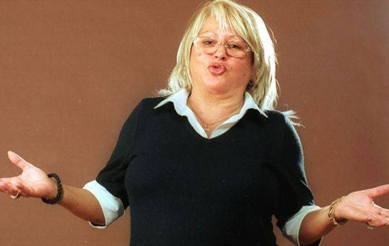 Mirabela Dauer: ”Am vrut să mă călugăresc”
